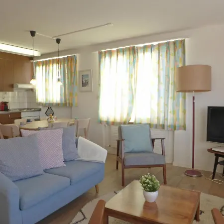 公寓 Tschingelhorn By Interhome *